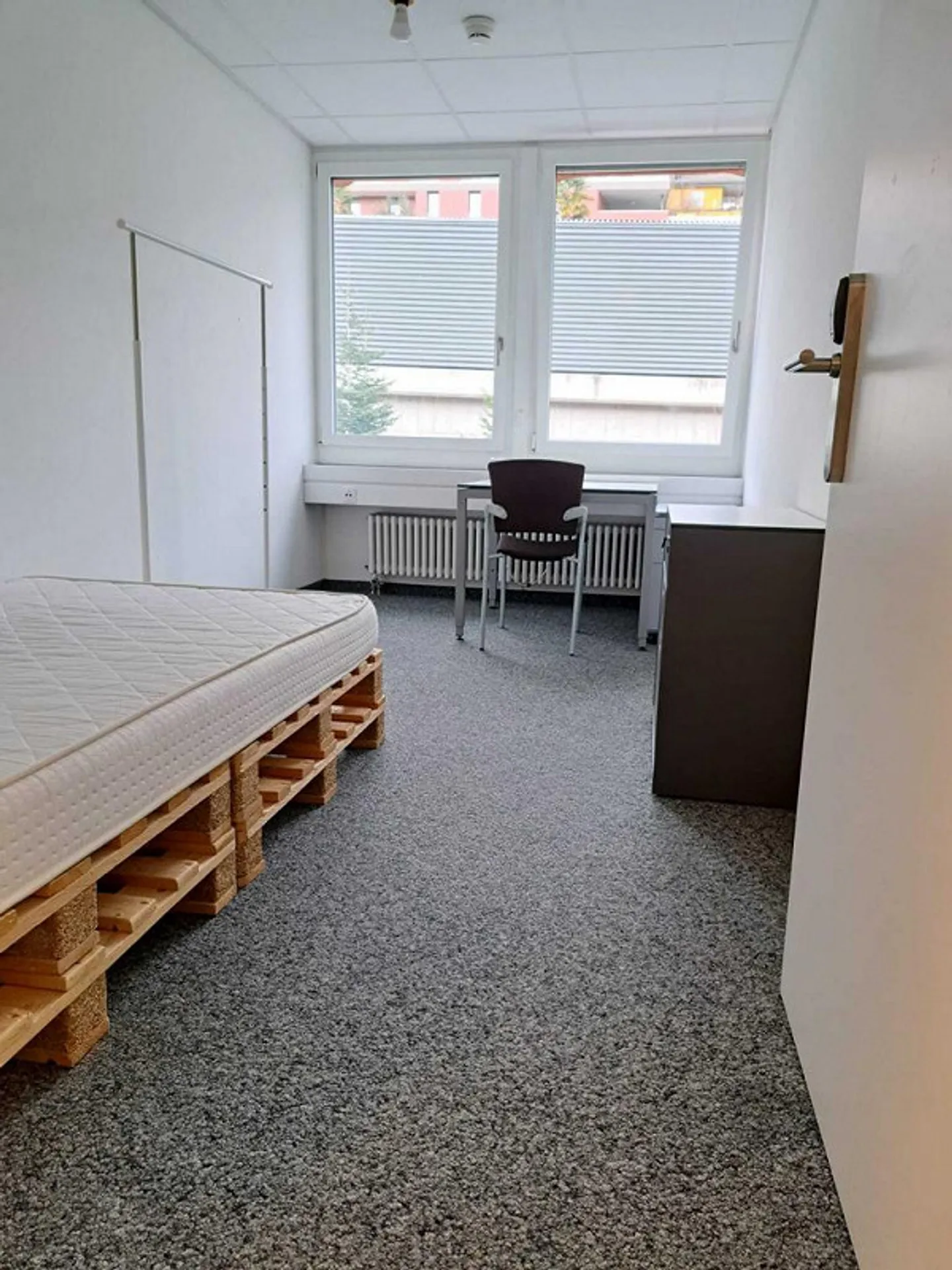 Zimmer zu vermieten in Hergiswil - Foto 4 von 5