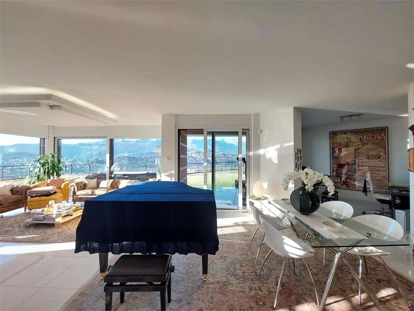 2568_Ruvigliana, magnifico appartamento con vista lago - Foto 3 di 10