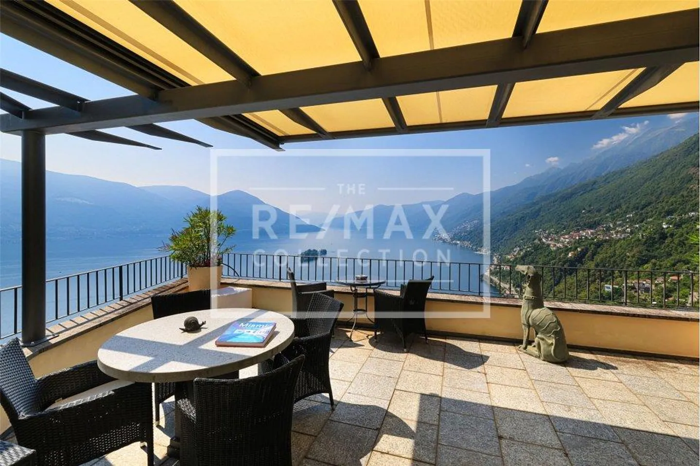 Exclusive 6.5-room apartment in a dream location - Photo 5 of 13