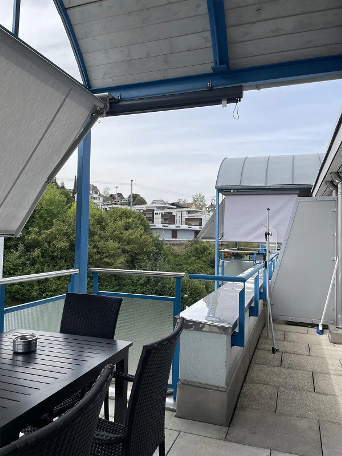 Appartement sous les combles lumineux de 3,5 pièces - Photo 10 sur 12