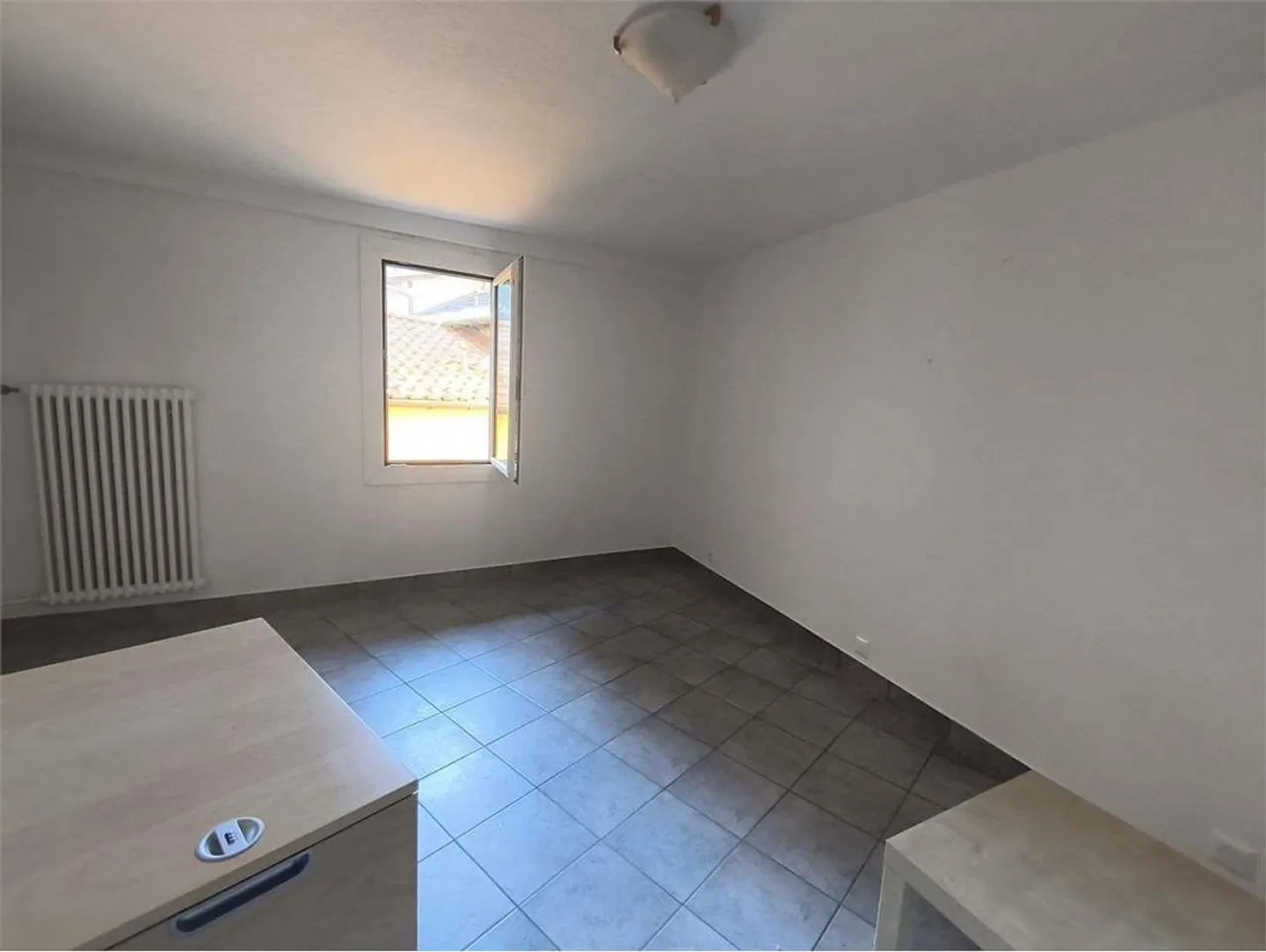 Davesco - Bright 3-Room Apartment at an Unbeatable Price - Near Lugano - Photo 6 of 6