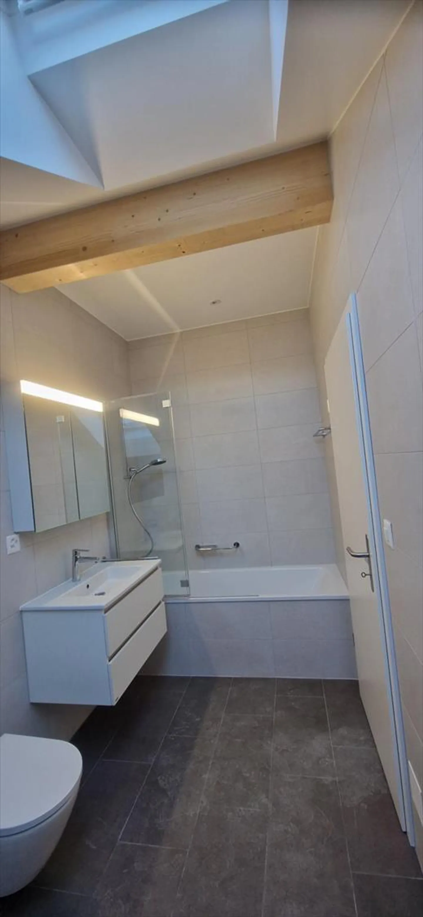 Schöne Dachgeschosswohnung - Foto 4 von 5