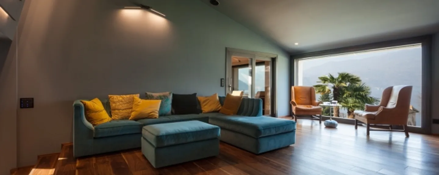 Modern Luxury Villa with Lake Lugano View, Swimming Pool and Boat Dock - Photo 12 of 20