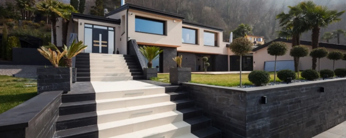 Modern Luxury Villa with Lake Lugano View, Swimming Pool and Boat Dock - Photo 3 of 20
