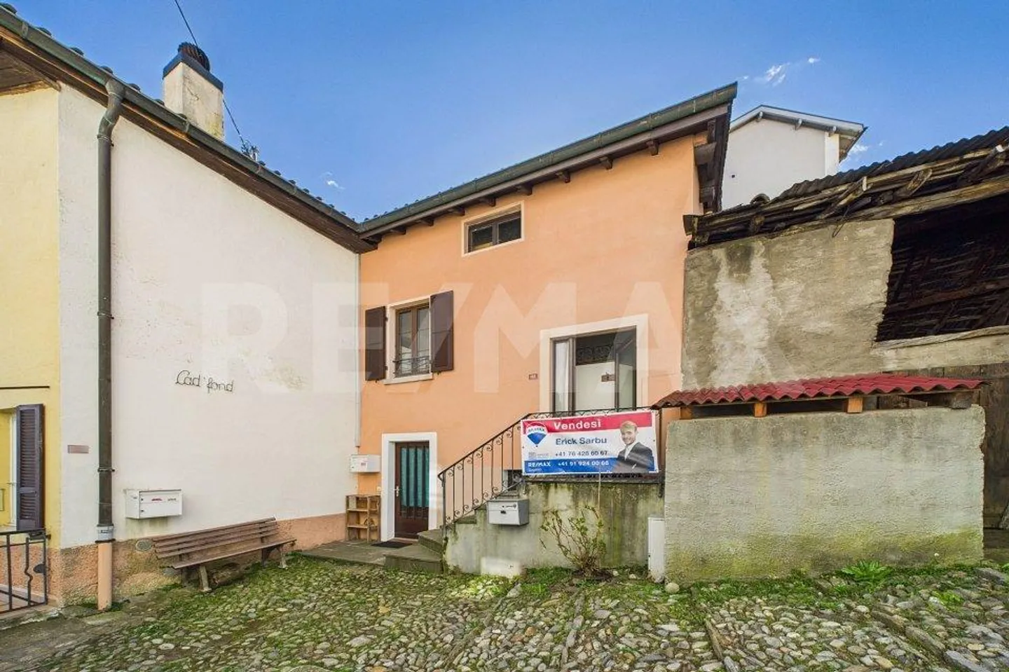 Casa di villaggio 3½ locali con vista lago mozzafiato - Foto 3 di 13