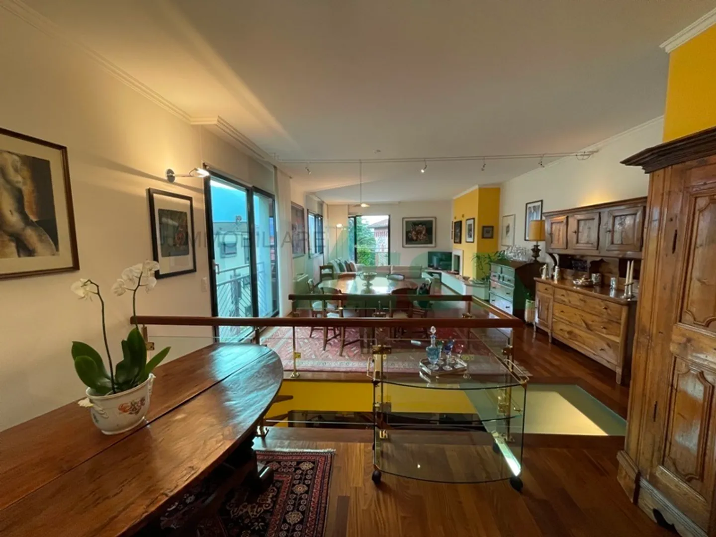 Elegante und helle 6,5-Zimmer-Duplexwohnung in exklusiver Lage - Foto 1 von 11