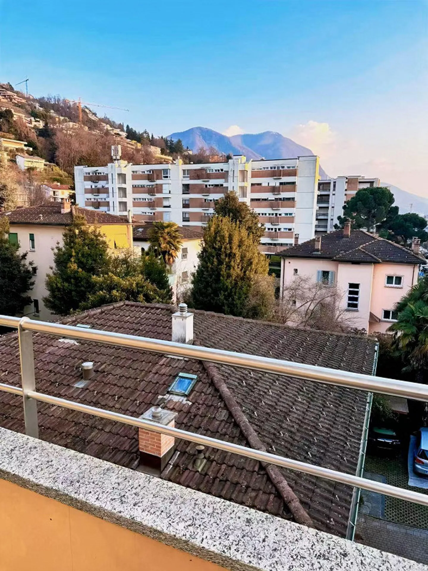 Helle 3.5-Zimmer-Wohnung mit Balkon und Parkplätzen in Lugano-Viganello - Foto 14 von 14