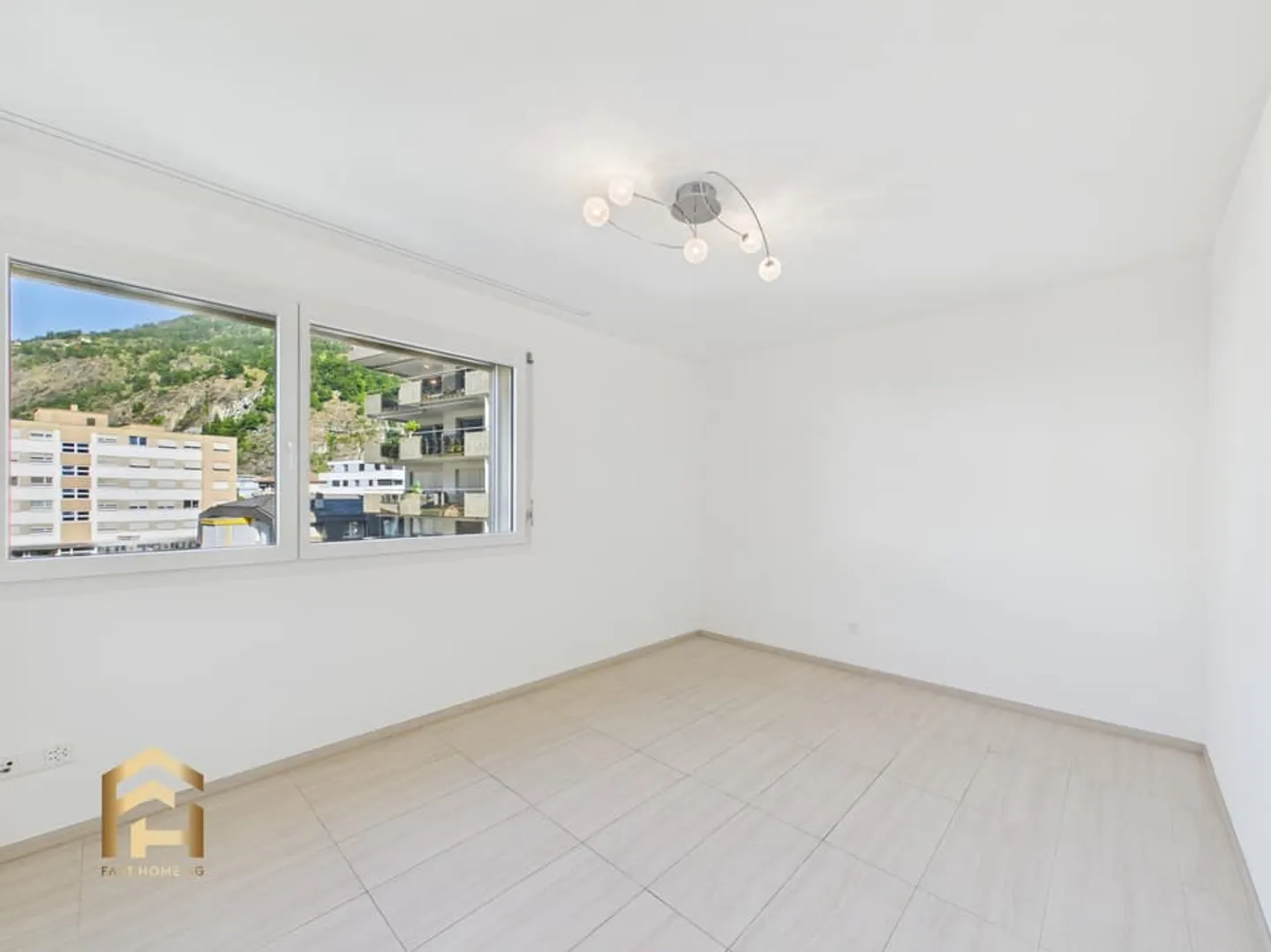 Spacious Family Apartment in Central Location in Naters - Photo 6 of 13