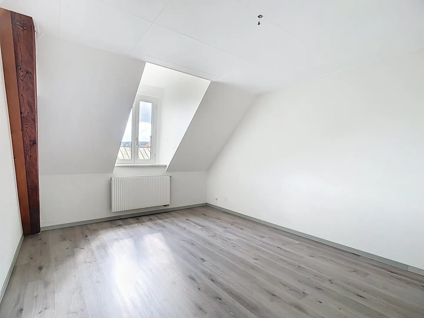 Appartement 4 pièces confortable - Photo 7 sur 11