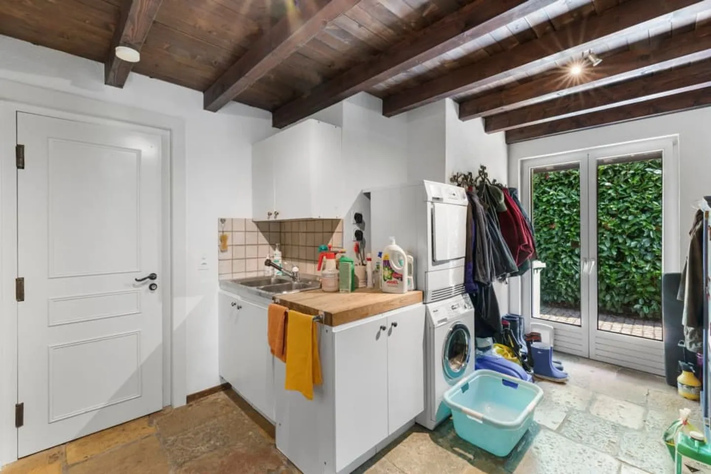 Maison de caractère au charme de château nichée au coeur d'une parcelle arborée - Photo 11 sur 13