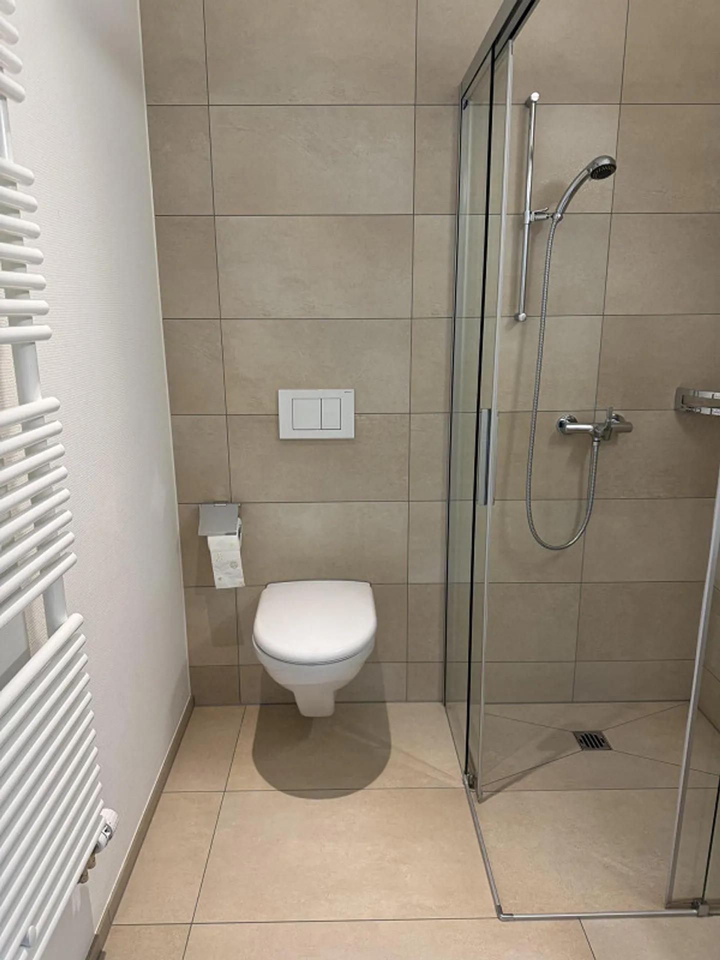 Beautiful 2.5 Room Apartment with Everything the Heart Desires - Photo 6 of 12