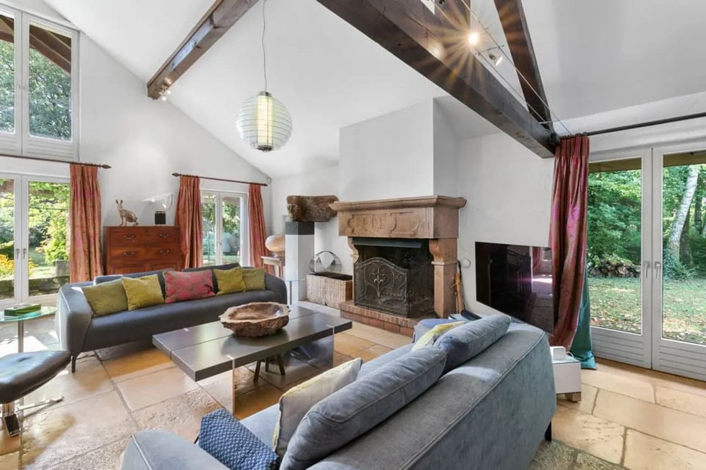 Maison de caractère au charme de château nichée au coeur d'une parcelle arborée - Photo 13 sur 13