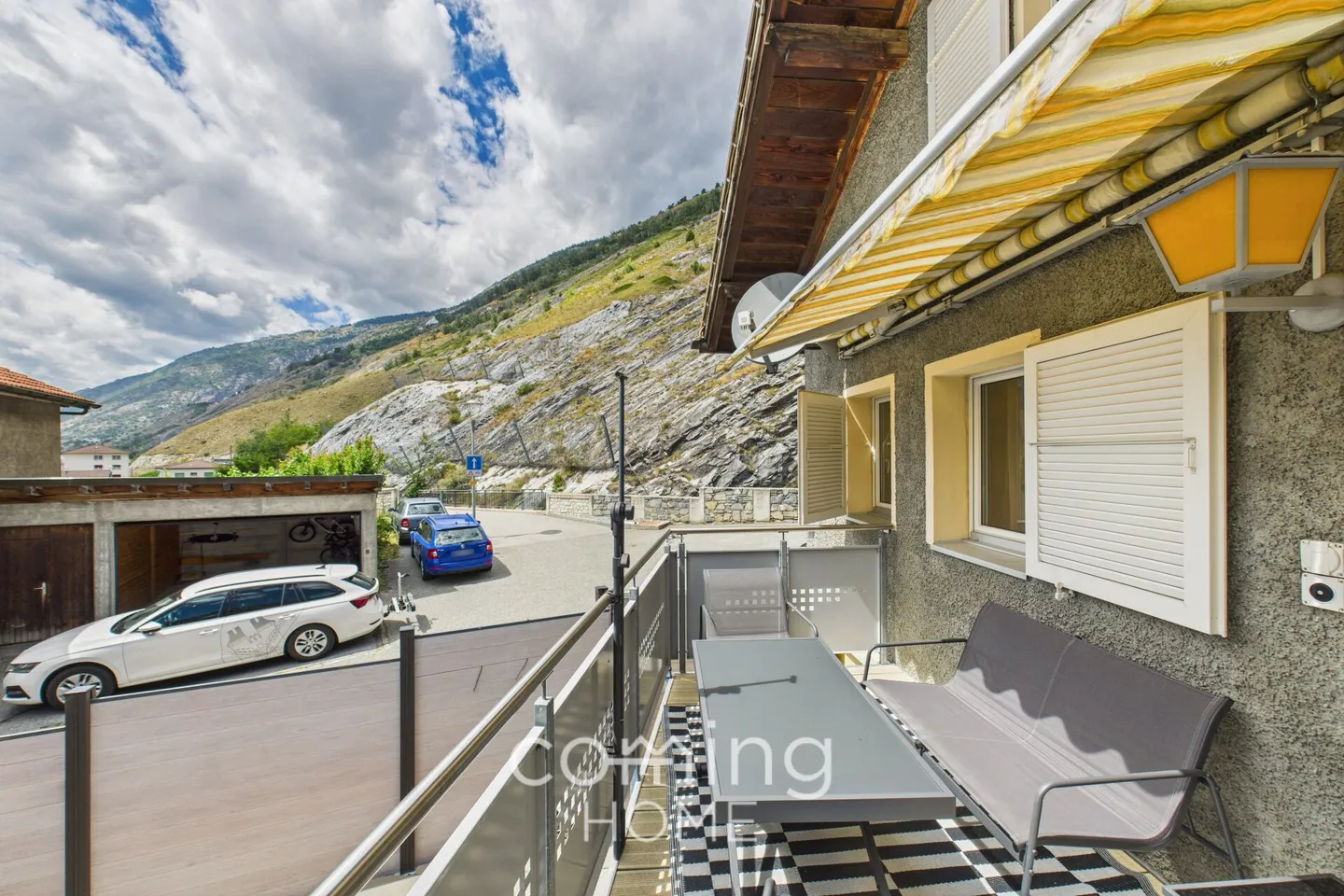 Maison individuelle spacieuse à Niedergesteln - Vie confortable avec vue sur la montagne et garage double - Photo 13 sur 15