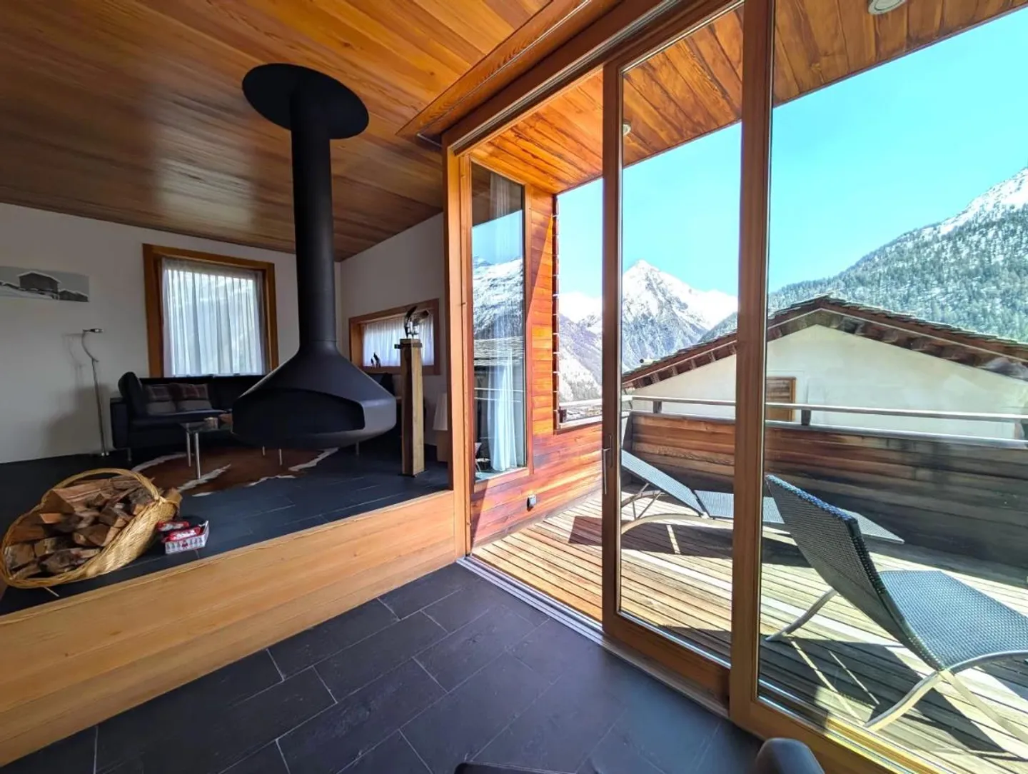 Chalet per vacanze esclusivo con vista panoramica su Saas-Fee - Foto 4 di 10