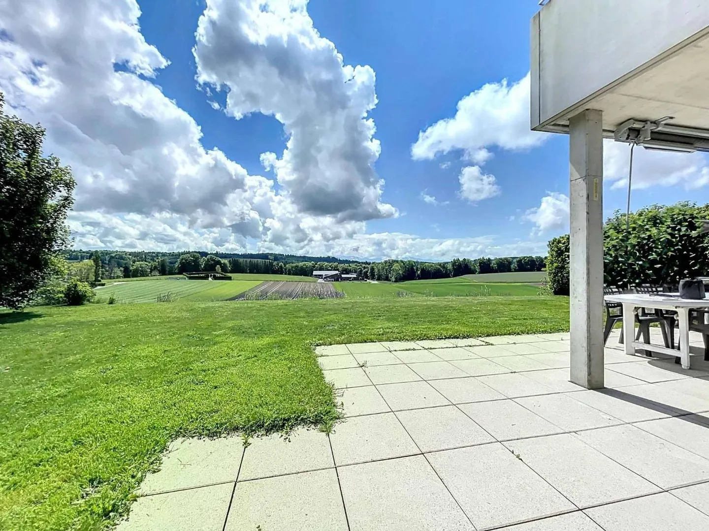 Geräumige Wohnung mit Garten - Foto 5 von 13