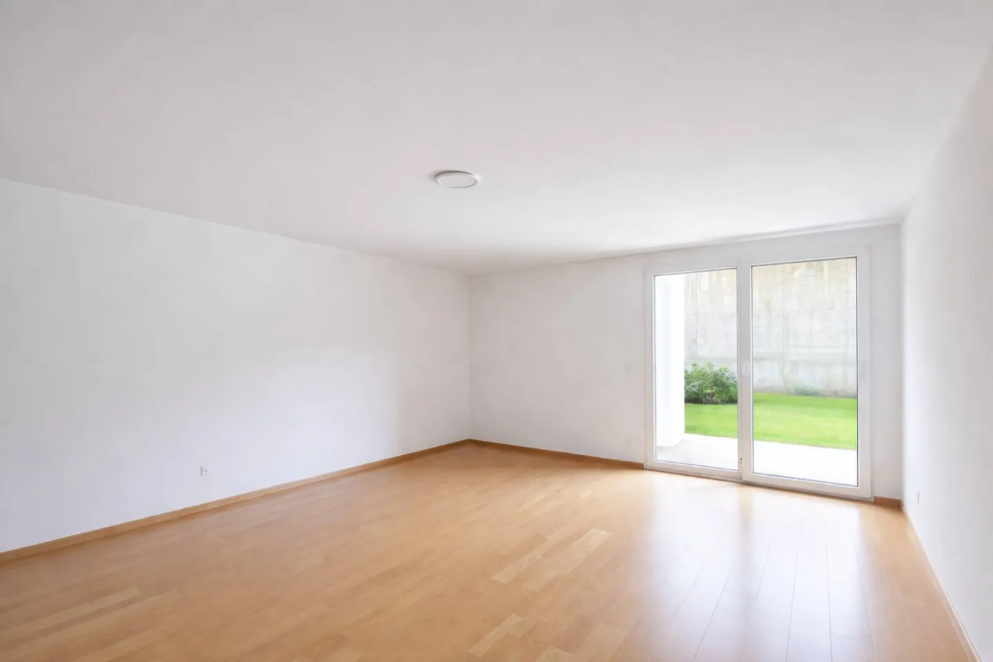 Geräumige Wohnung mit Garten - Foto 9 von 13