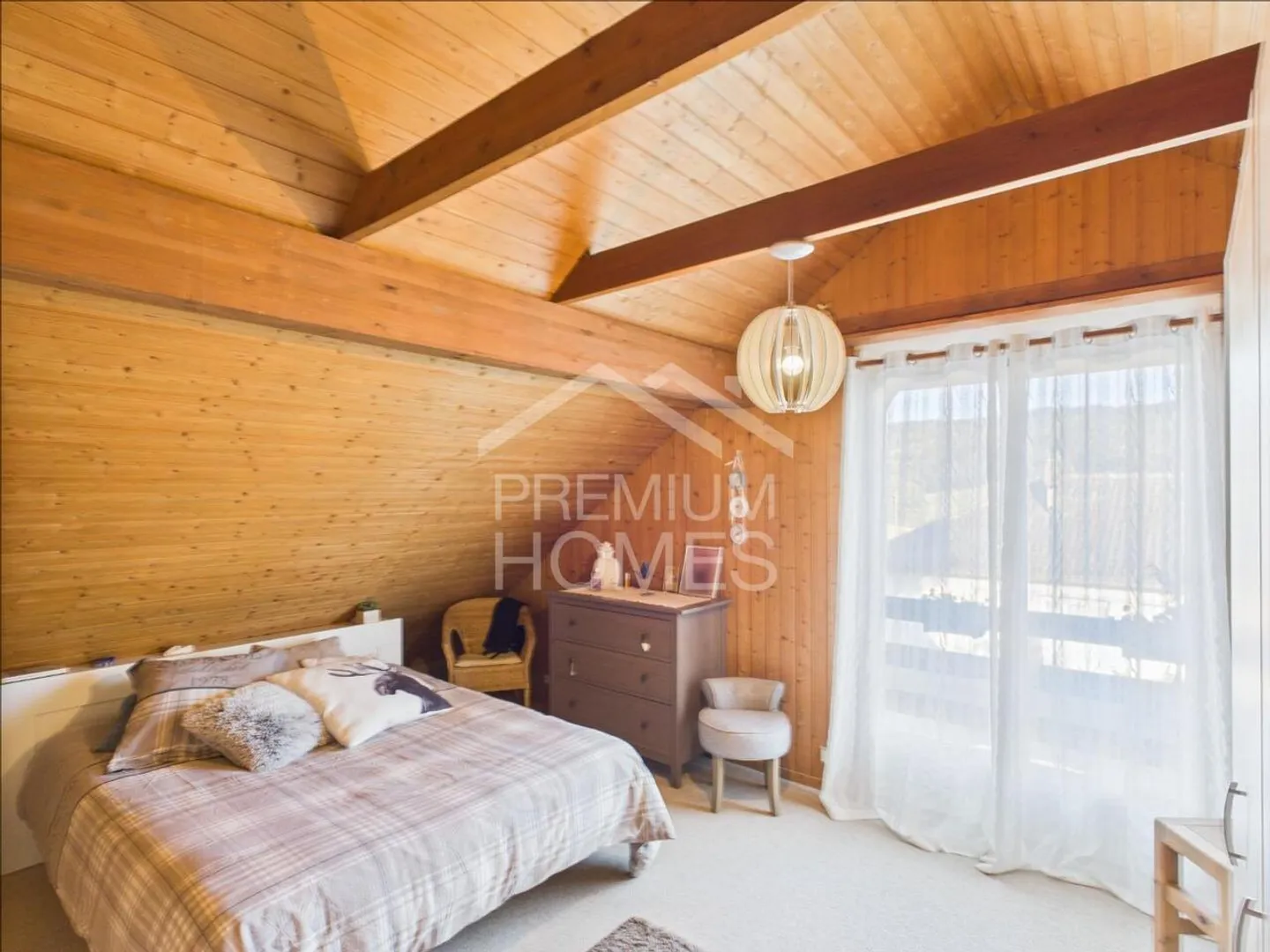 Spacious detached house with garden in a quiet neighborhood - Photo 6 of 8