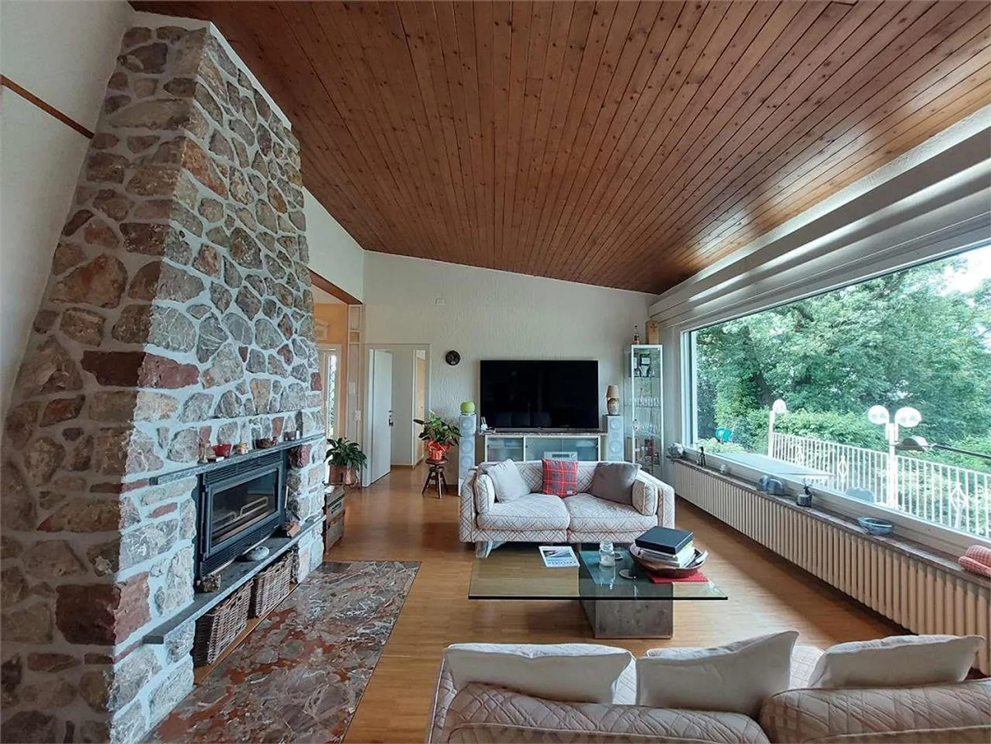 2514_Tremona, magnifique villa dans la verdure - Photo 4 sur 13