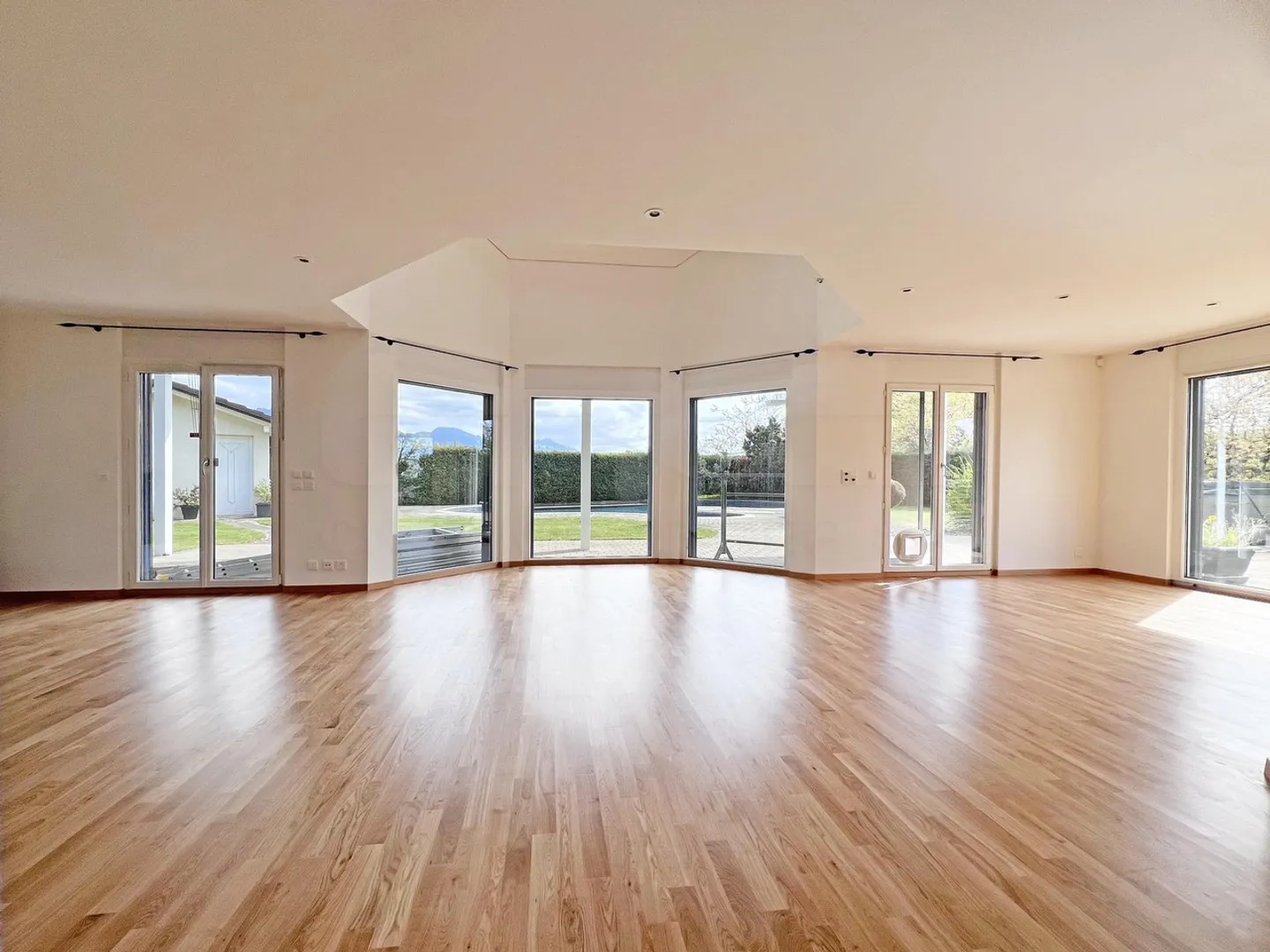 6,5 Zimmer Haus - Foto 2 von 13