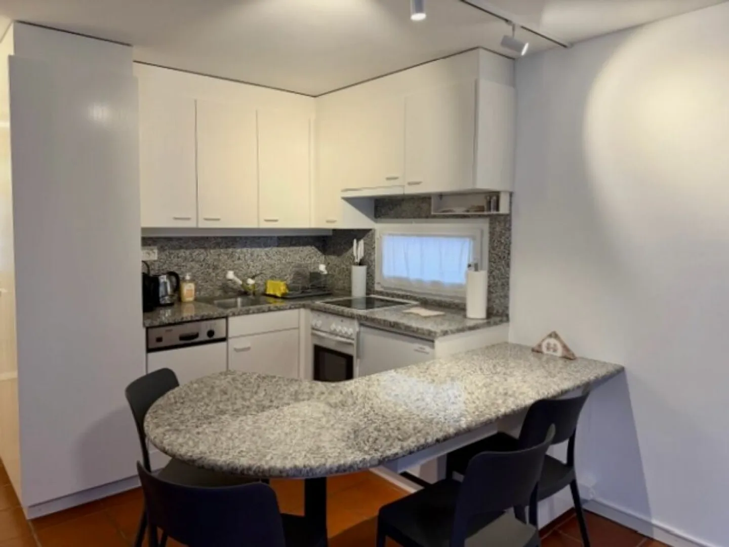 Abitaziun Chesa Rösa 1 - Zimmerwohnung - Surlej (Jahresmiete) - Photo 5 of 12