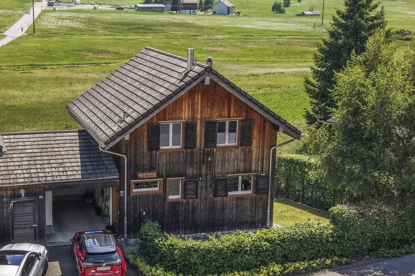Exclusive 5.5-room chalet in unobstructed location in Wild... - Photo 1 of 13