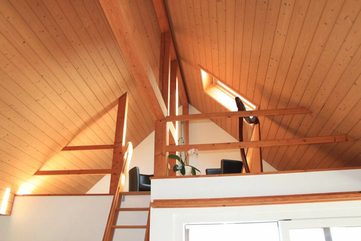 Ampio, luminoso e recentemente ristrutturato appartamento mansardato - Foto 8 di 19