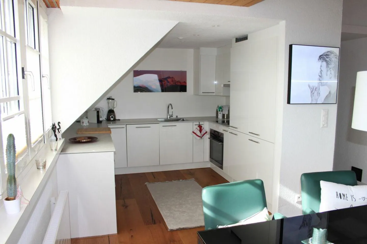 Ampio, luminoso e recentemente ristrutturato appartamento mansardato - Foto 9 di 19