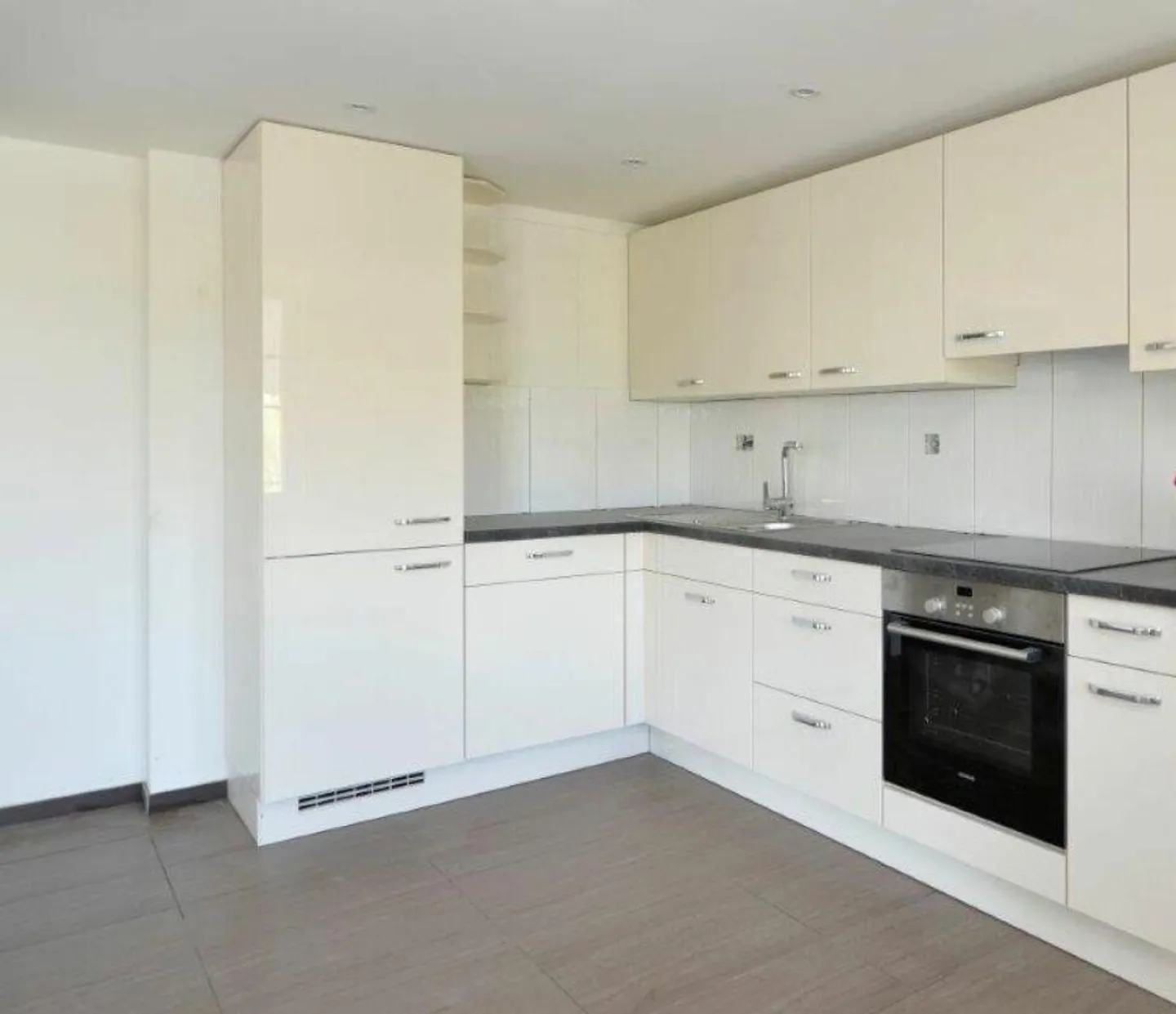 Appartamento moderno di 3,5 stanze - Foto 2 di 6