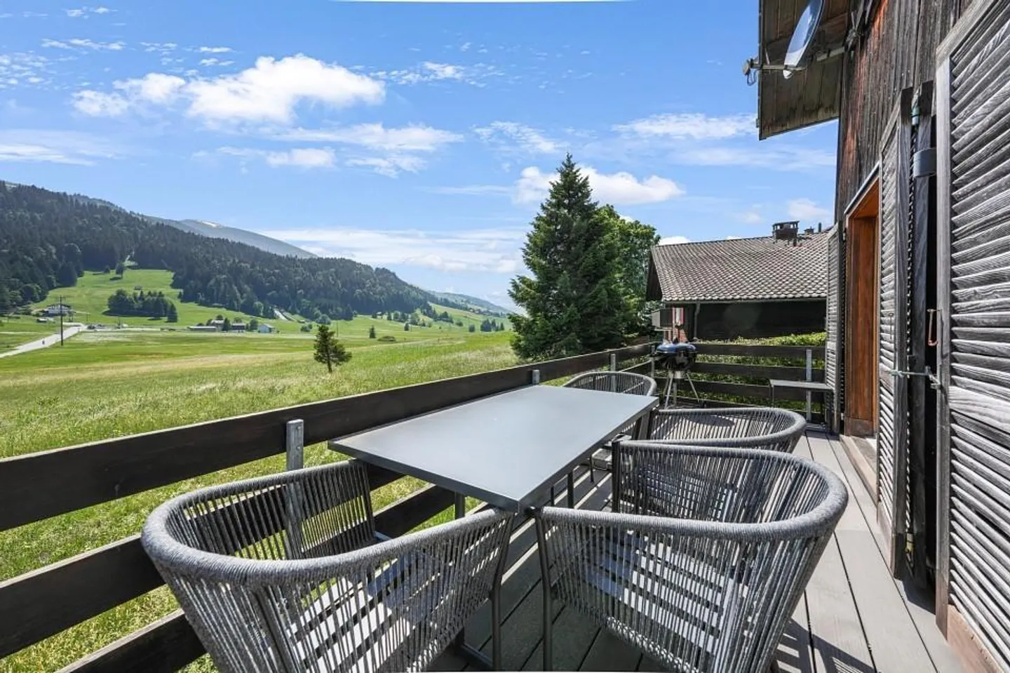 Exclusive 5.5-room chalet in unobstructed location in Wild... - Photo 7 of 13