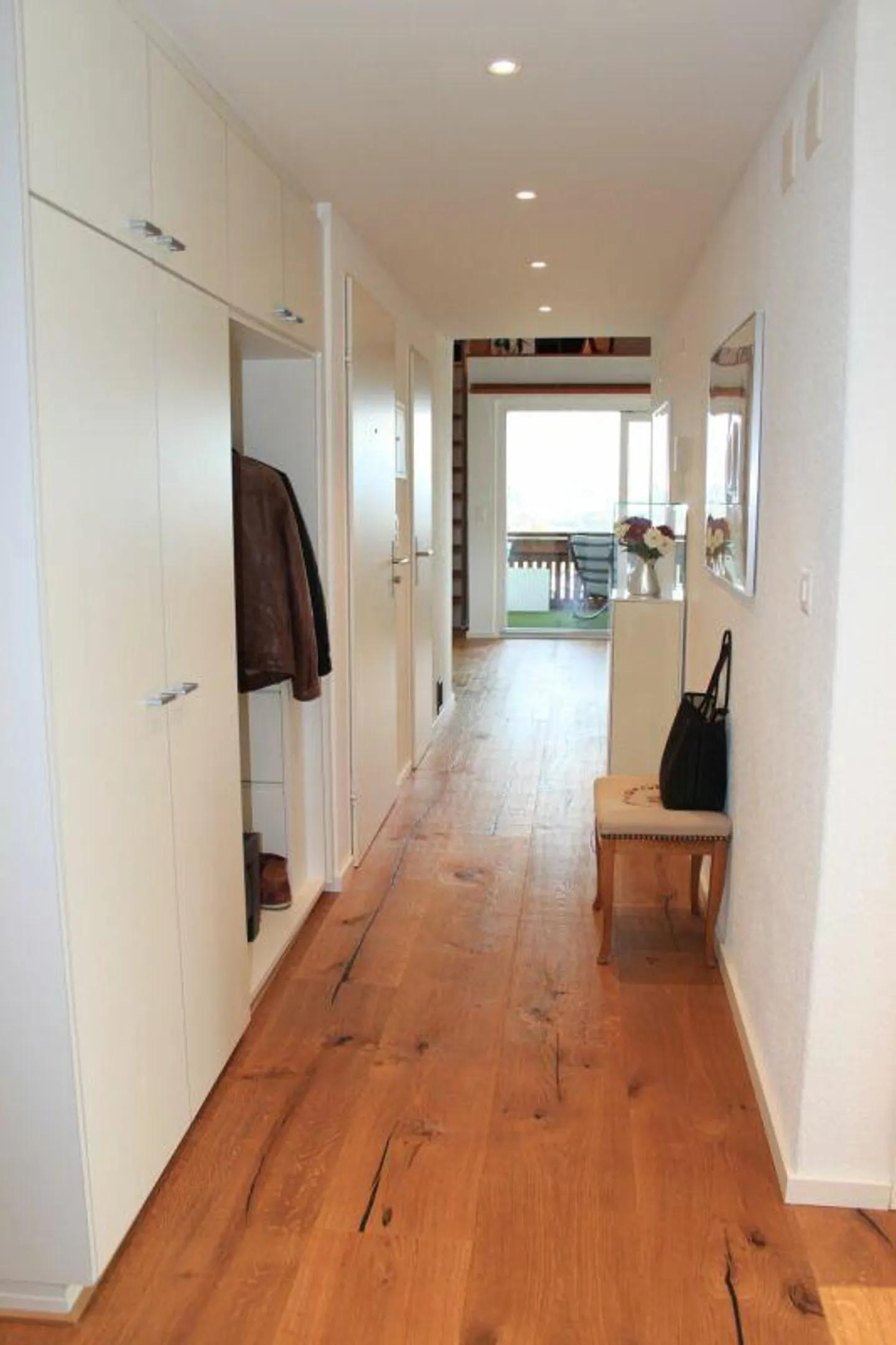 Ampio, luminoso e recentemente ristrutturato appartamento mansardato - Foto 19 di 19