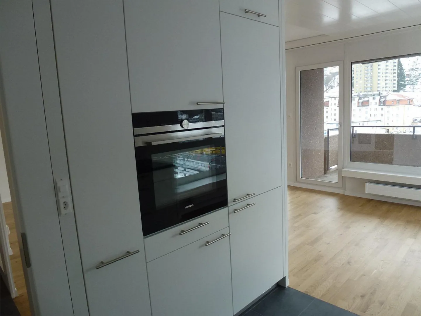 3.5-Room Apartment - Photo 3 of 10