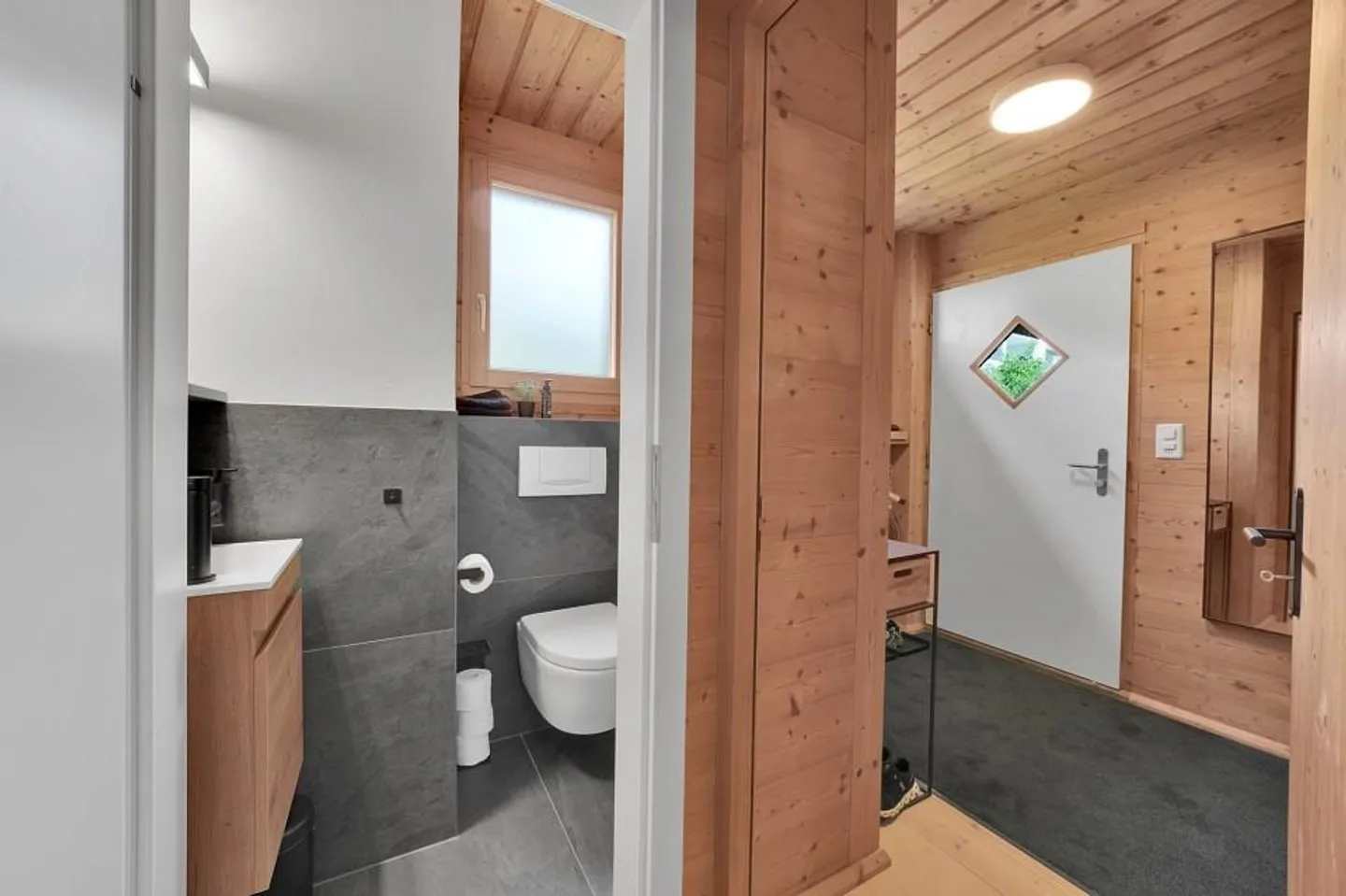 Exclusive 5.5-room chalet in unobstructed location in Wild... - Photo 11 of 13