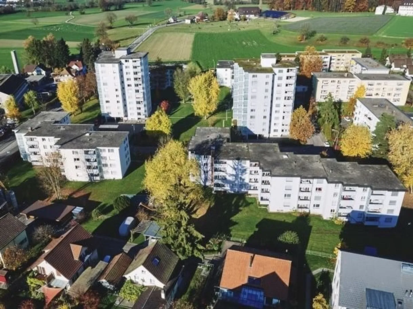 Einstellhallenplatz Nähe Spital - Foto 1 von 1