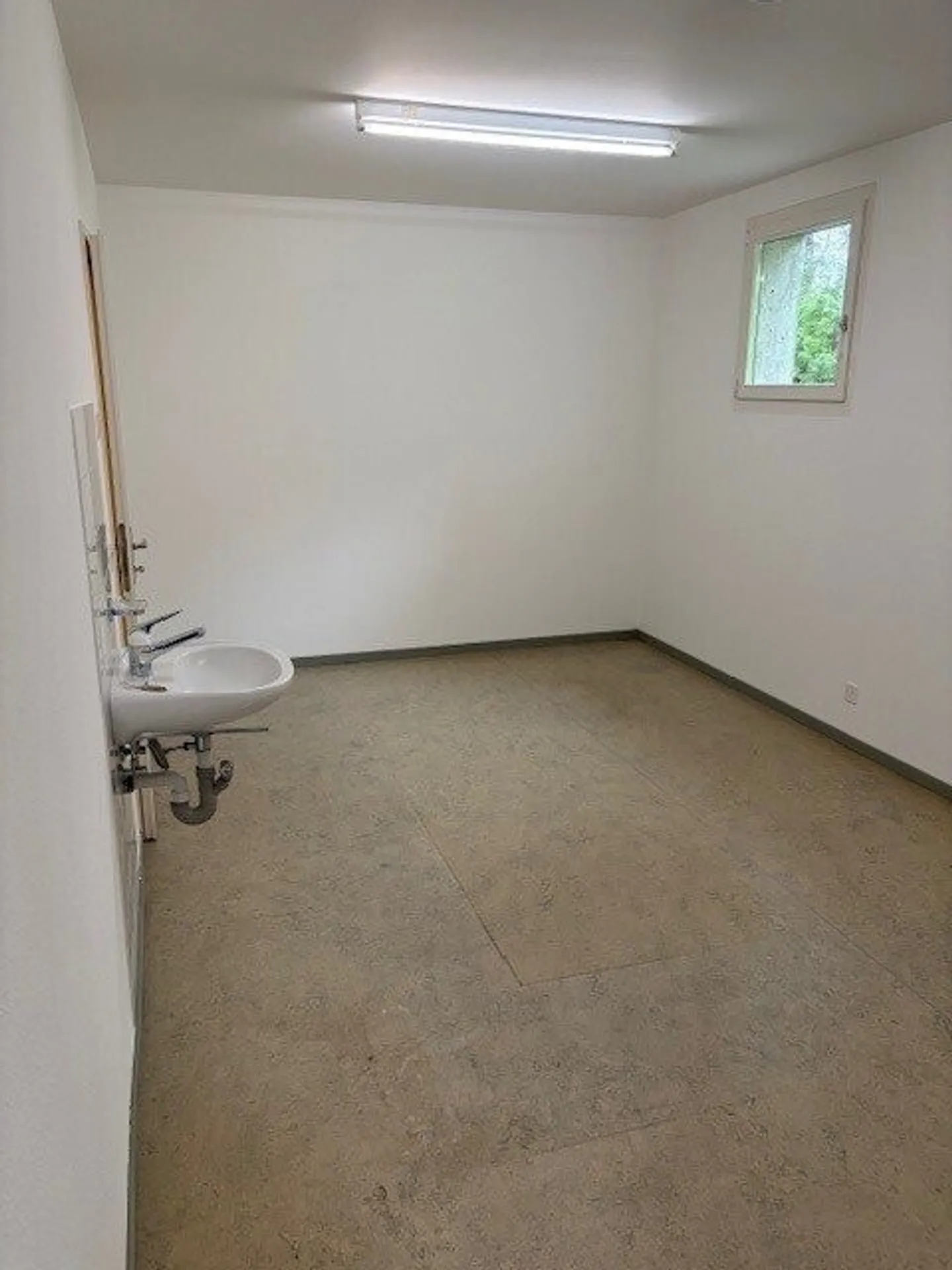 Espace hobby ou bureau à louer à Riehen - Photo 2 sur 3