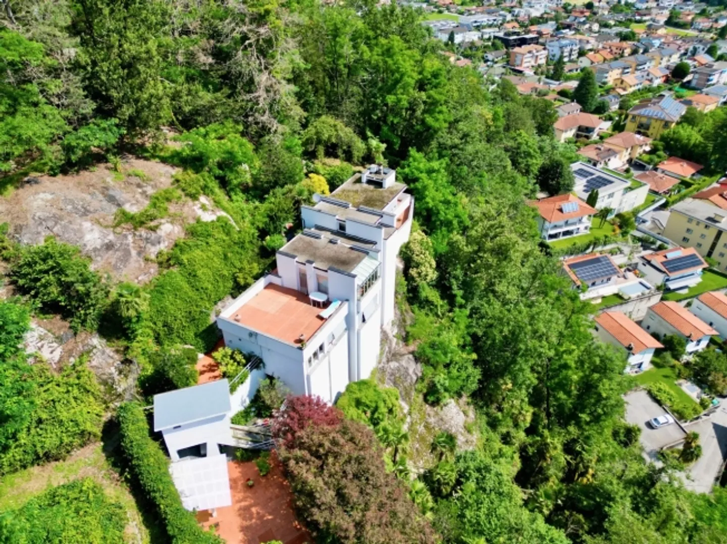 VILLA NIDO D'AQUILA. SPECIAL PROPERTY FOR SPECIAL PERSONALITIES - Photo 3 of 12