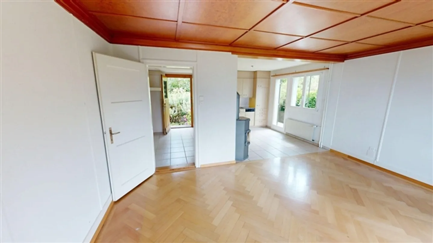 2½ Room Maisonette Apartment with Multipurpose Room (Ground Floor/Basement) in Hilterfingen - Photo 7 of 13