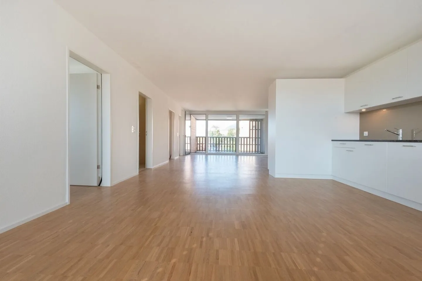 Moderne 3.5-Zimmer-Wohnung am Jurasüdfuss - Foto 4 von 10