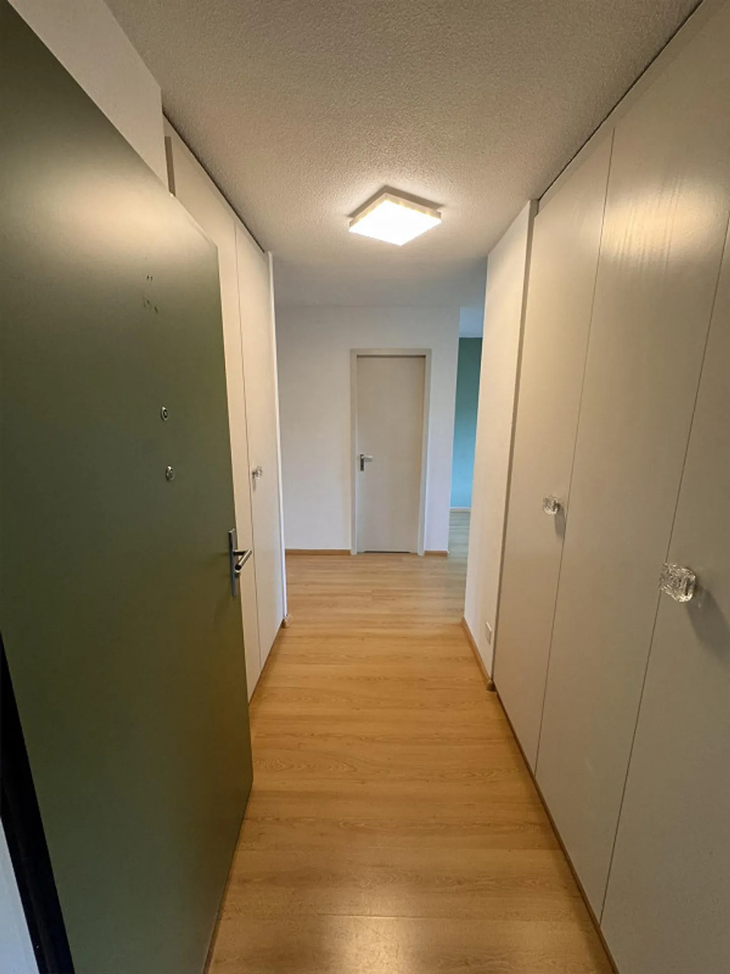 1.5-room apartment with patio & garden, plus parking garage - Photo 10 of 17