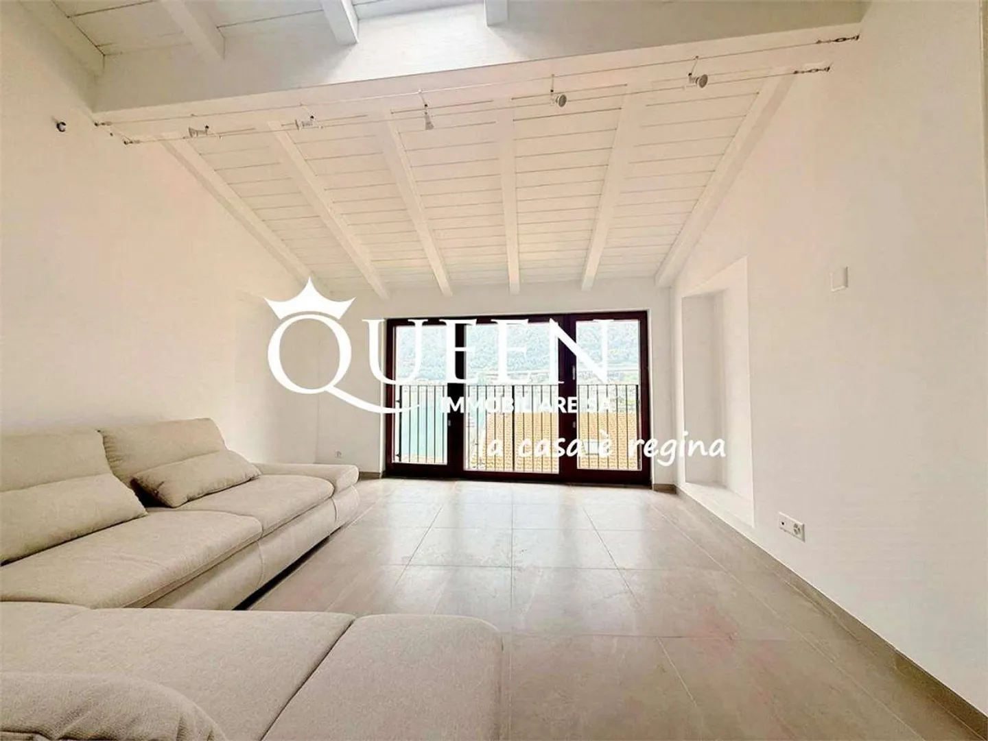 Riva San Vitale : maison caractéristique de noyau 4,5 pièces, 180 m². - Photo 2 sur 13