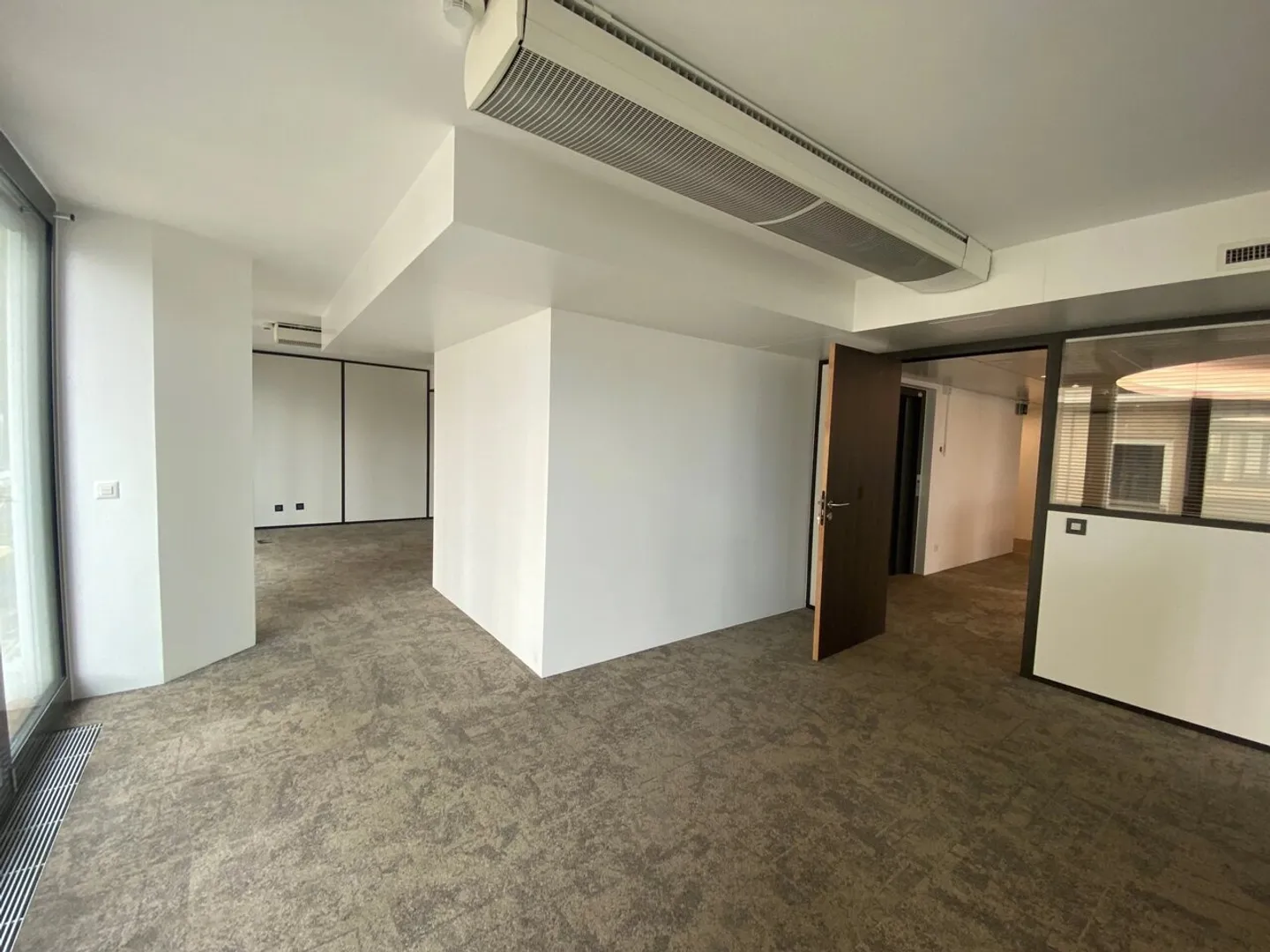 Belle superfici amministrative con vista sul lago - Foto 9 di 13