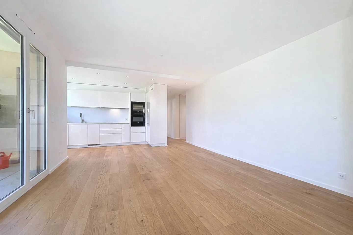 Renovated Apartment in Prilly - Photo 3 of 11