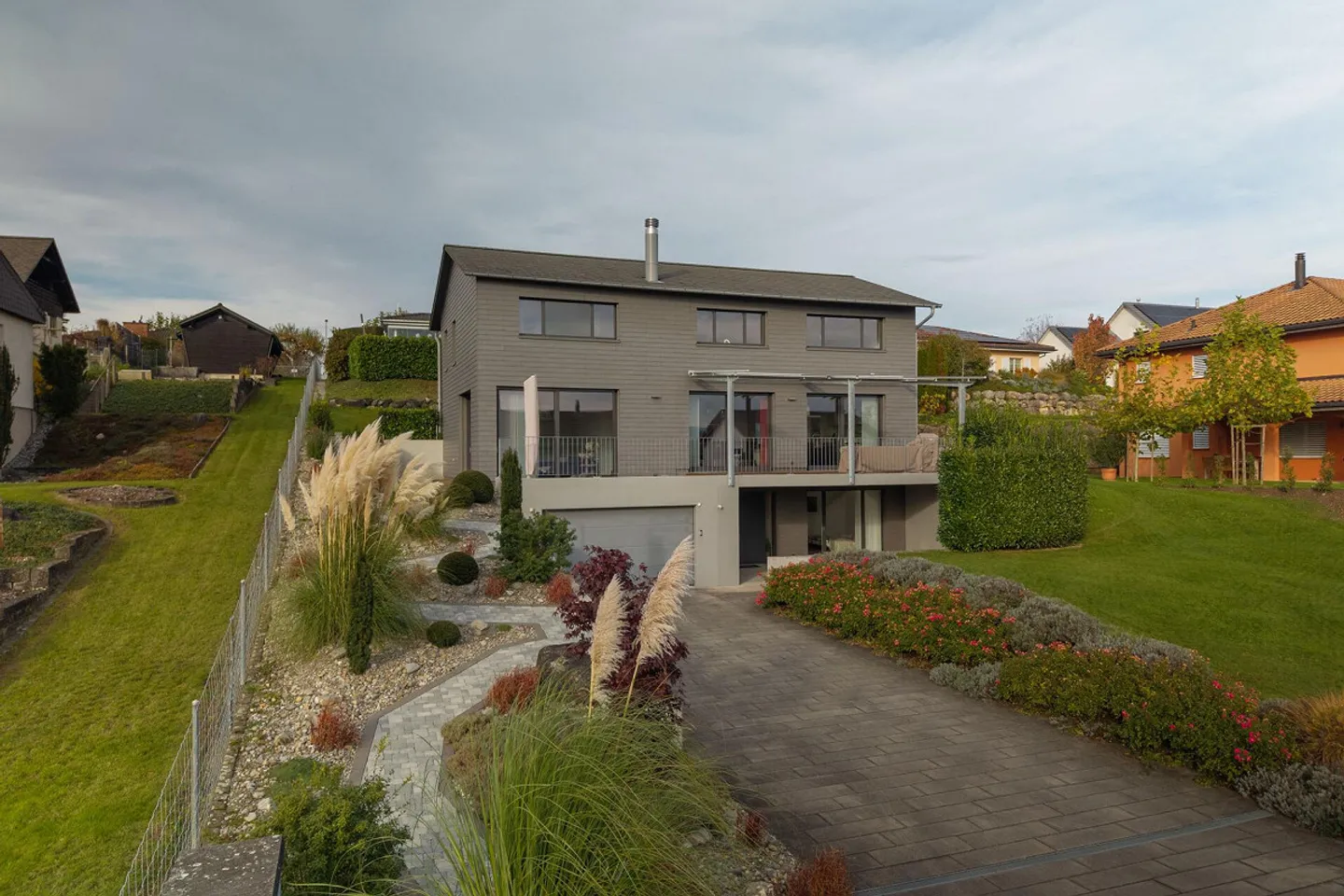Stilvolles Einfamilienhaus - Foto 1 von 6