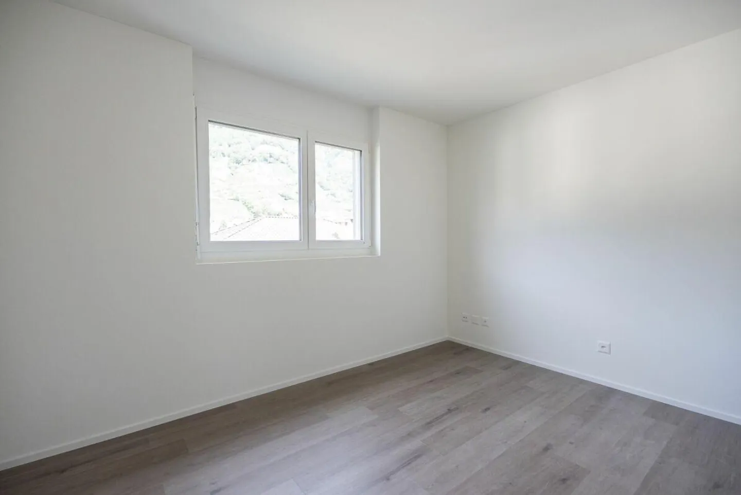 Nouvel appartement moderne de 4,5 pièces dans un emplacement attrayant à Gordola - Photo 14 sur 20