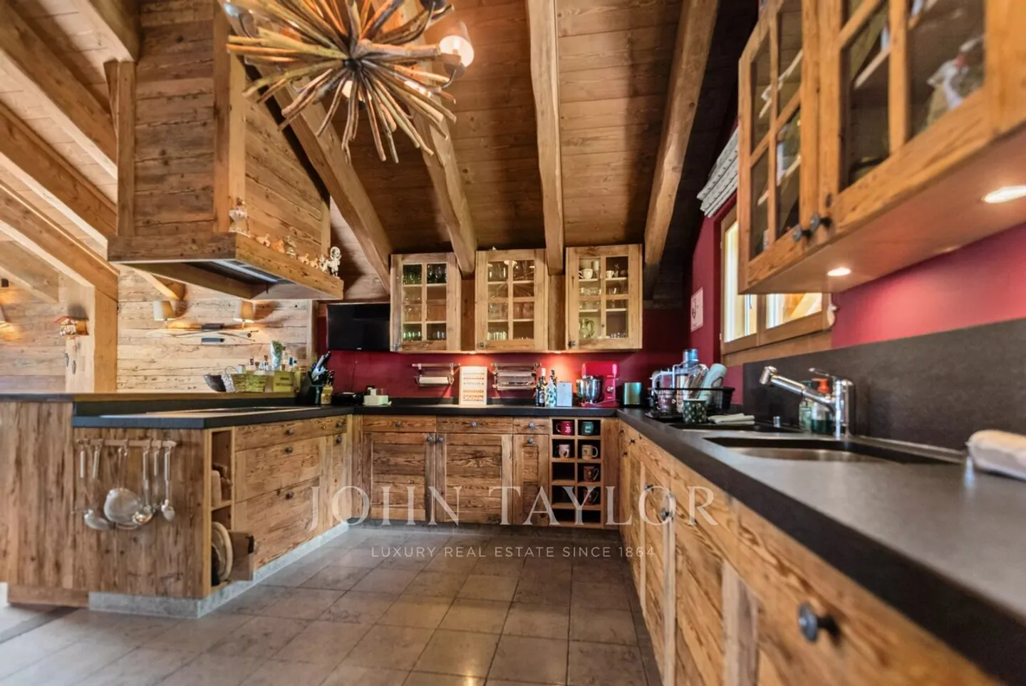 Crans-Montana - Außergewöhnliches Duplex, Bereich Des Barzettes - Foto 2 von 13