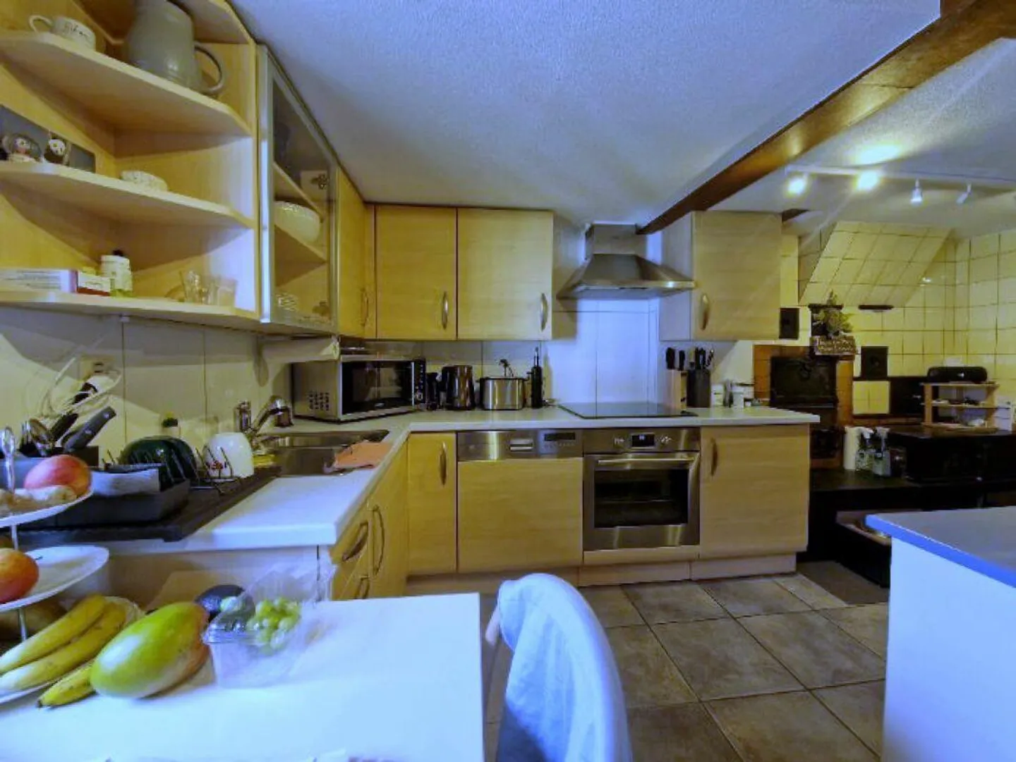 Zweifamilienhaus mit Baulandreserve - Foto 8 von 12