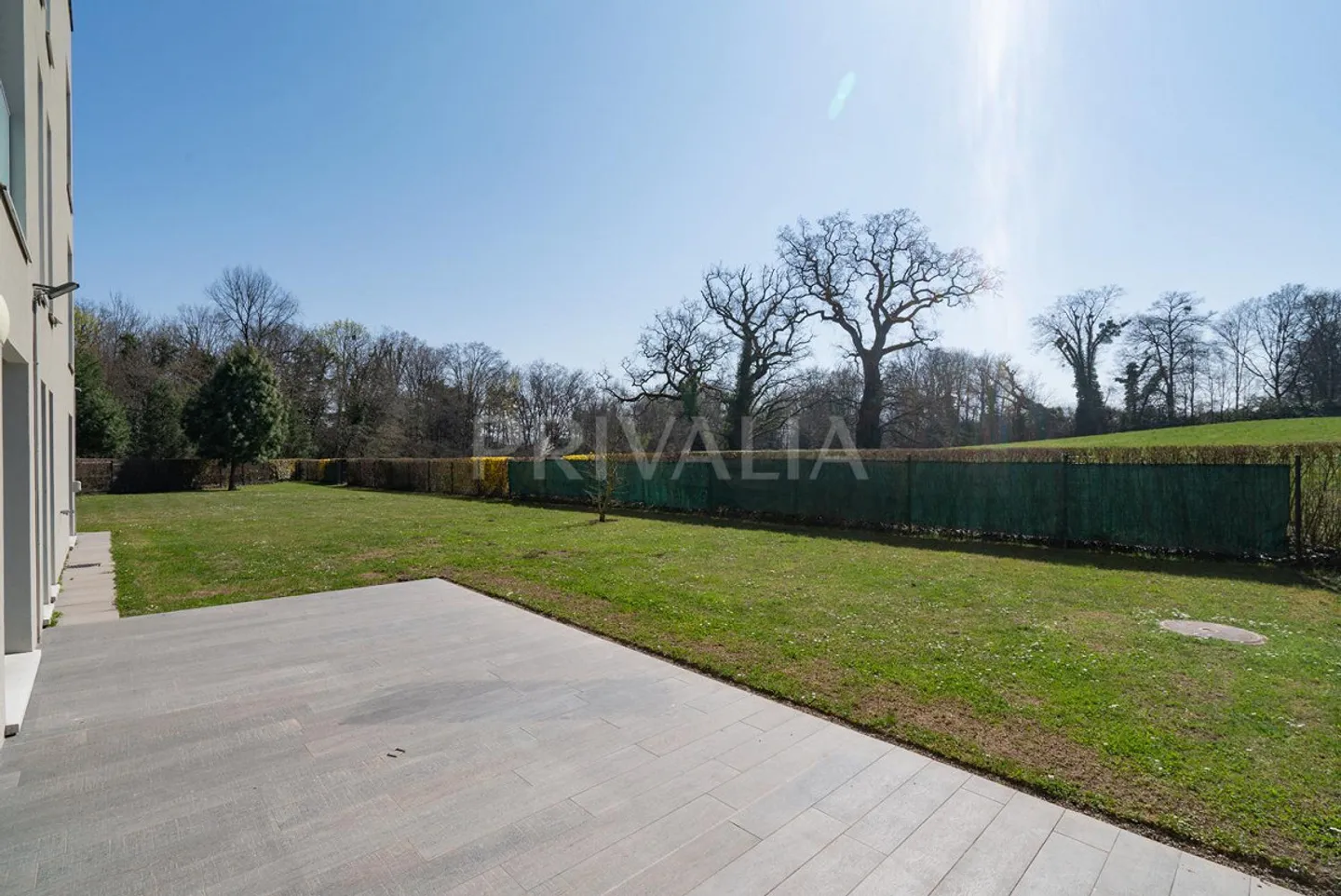 Bel appartement de 6.5 pièces en rez-de-jardin au sein d'une réside... - Photo 1 of 10