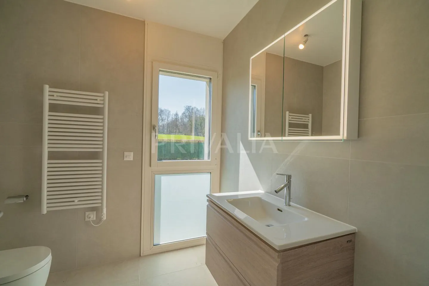 Bel appartement de 6.5 pièces en rez-de-jardin au sein d'une réside... - Photo 8 of 10