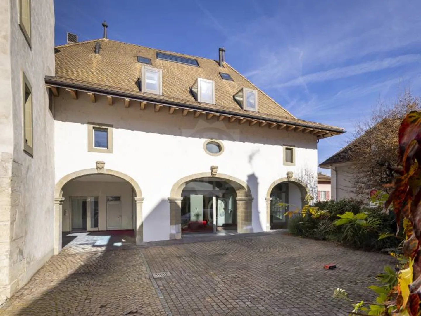 8.5-room house - Photo 1 of 8