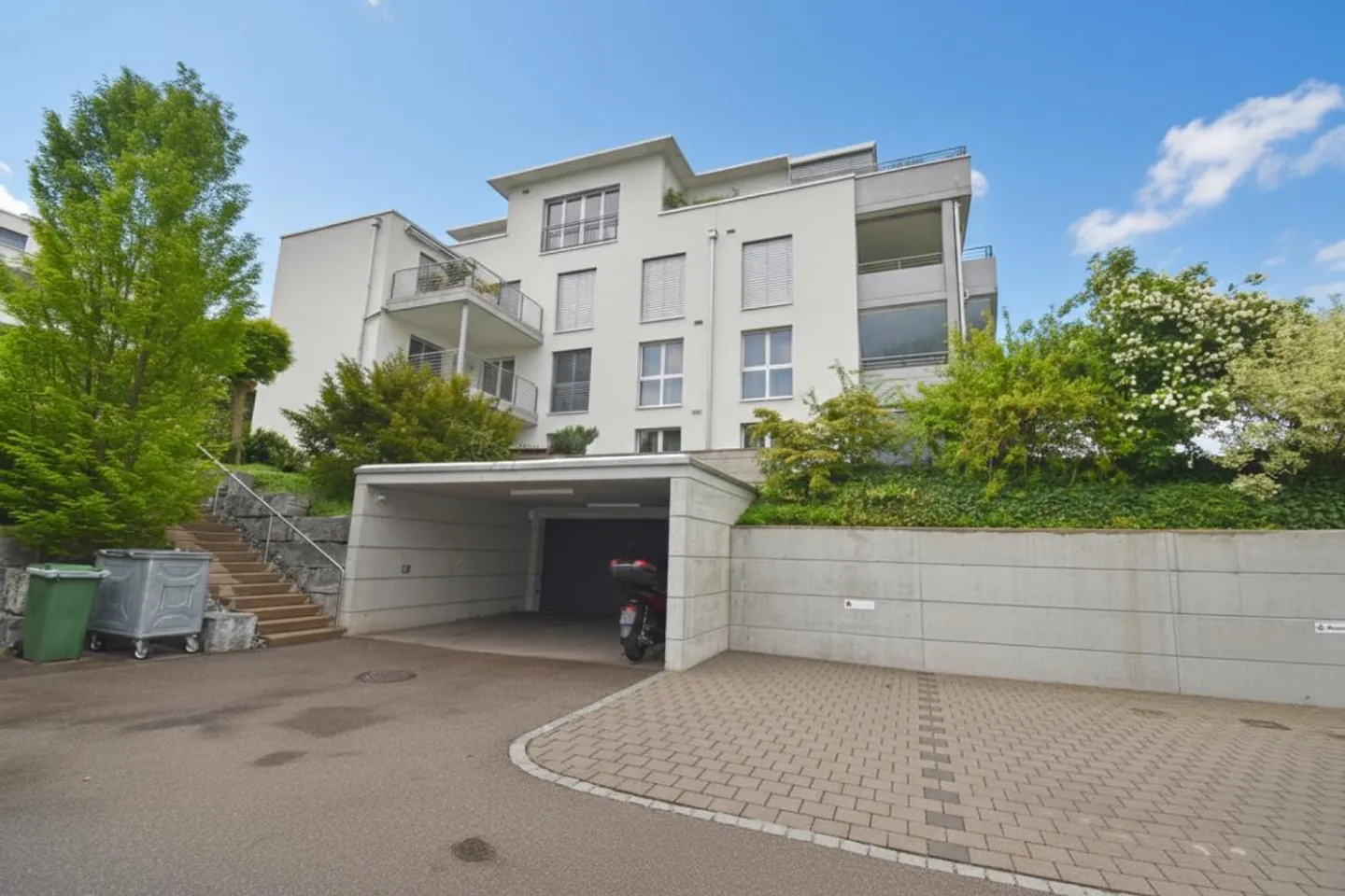 Condominium de 5,5 pièces avec charme et emplacement central - Photo 2 sur 17