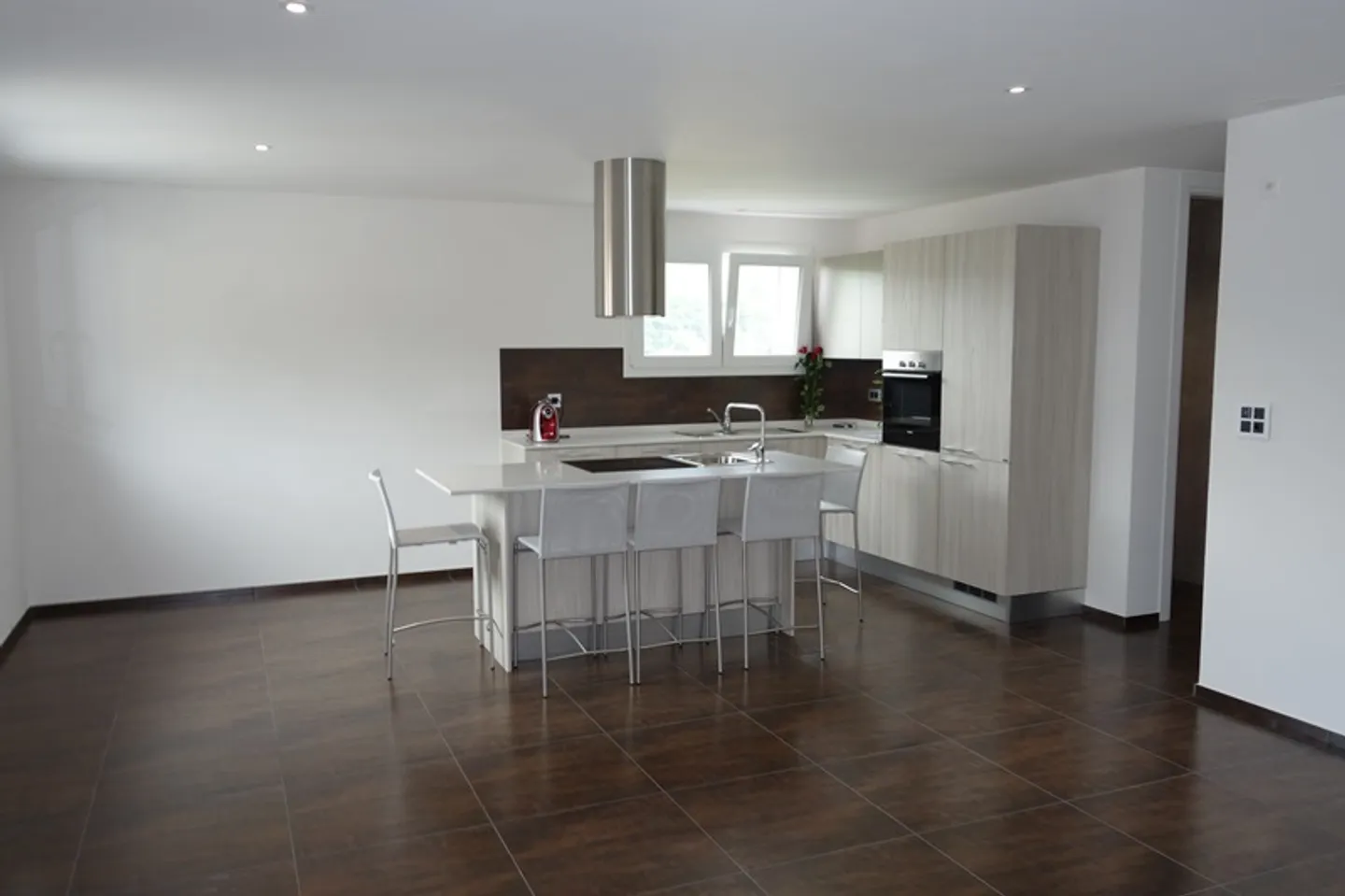 Schönes 4,5-Zimmer-Apartment in PPE, ideal gelegen und ruhig, zu einem sehr vernünftigen Preis verkauft - Foto 6 von 20